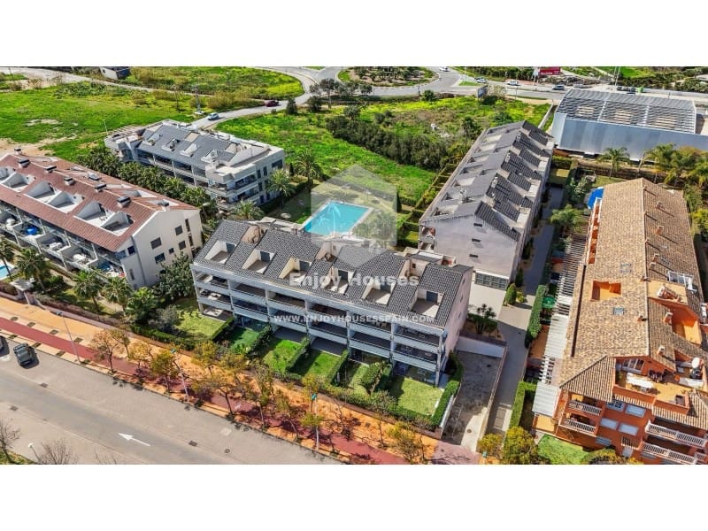 2 bedroom Apartment for sale in Javea / Xabia - € 425,000 (Ref: 8945671)