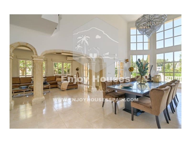 4 makuuhuone Huvila myytävänä paikassa Javea / Xabia - 1 125 000 € (Ref: 8952389)