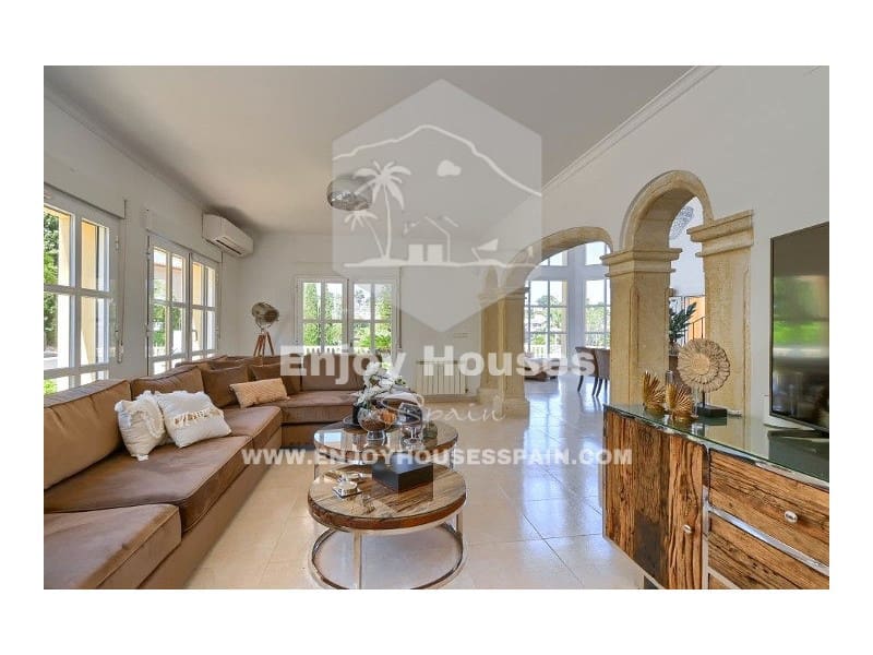 4 makuuhuone Huvila myytävänä paikassa Javea / Xabia - 1 125 000 € (Ref: 8952389)