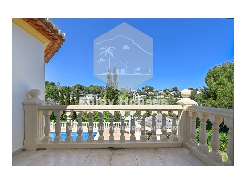 4 makuuhuone Huvila myytävänä paikassa Javea / Xabia - 1 125 000 € (Ref: 8952389)