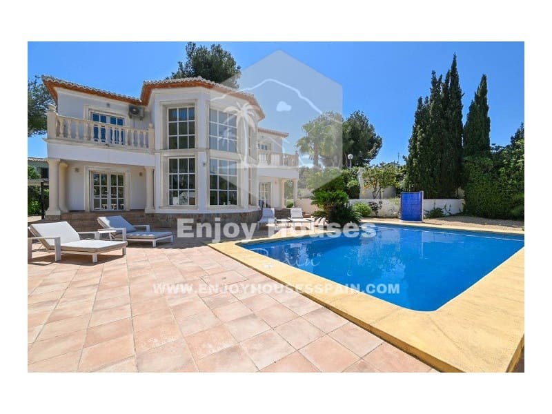 4 makuuhuone Huvila myytävänä paikassa Javea / Xabia - 1 125 000 € (Ref: 8952389)