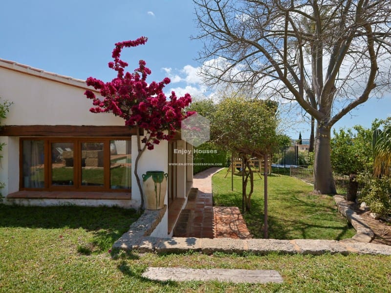 6 soveværelse Villa til salg i Javea / Xabia - € 1.395.000 (Ref: 8959857)