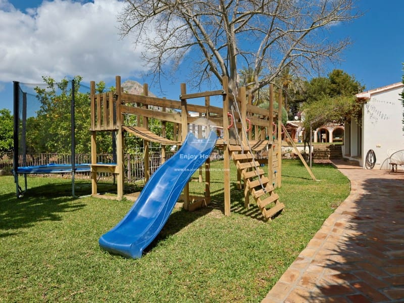 6 soveværelse Villa til salg i Javea / Xabia - € 1.395.000 (Ref: 8959857)