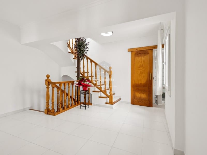 4 sypialnia Dom na sprzedaż w Denia - 520 000 € (Ref: 9004654)