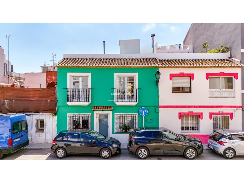 4 sypialnia Dom na sprzedaż w Denia - 520 000 € (Ref: 9004654)