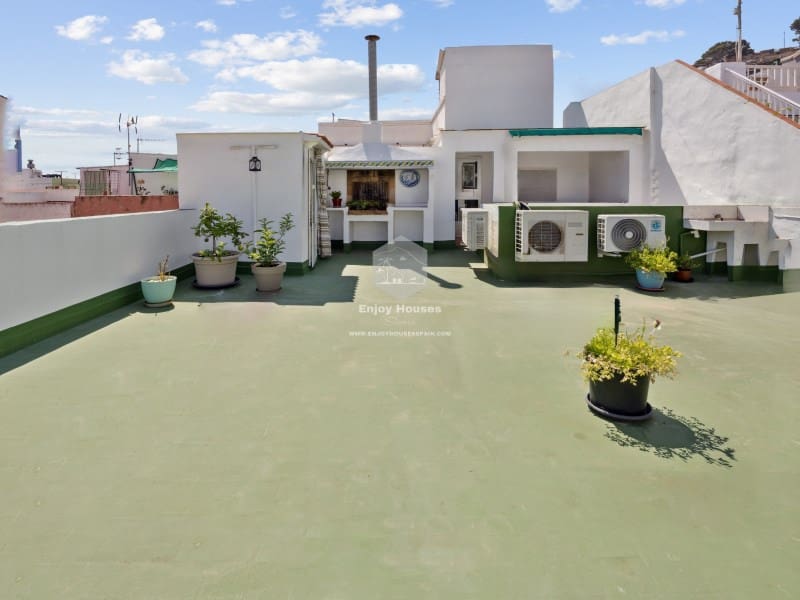 4 sypialnia Dom na sprzedaż w Denia - 520 000 € (Ref: 9004654)