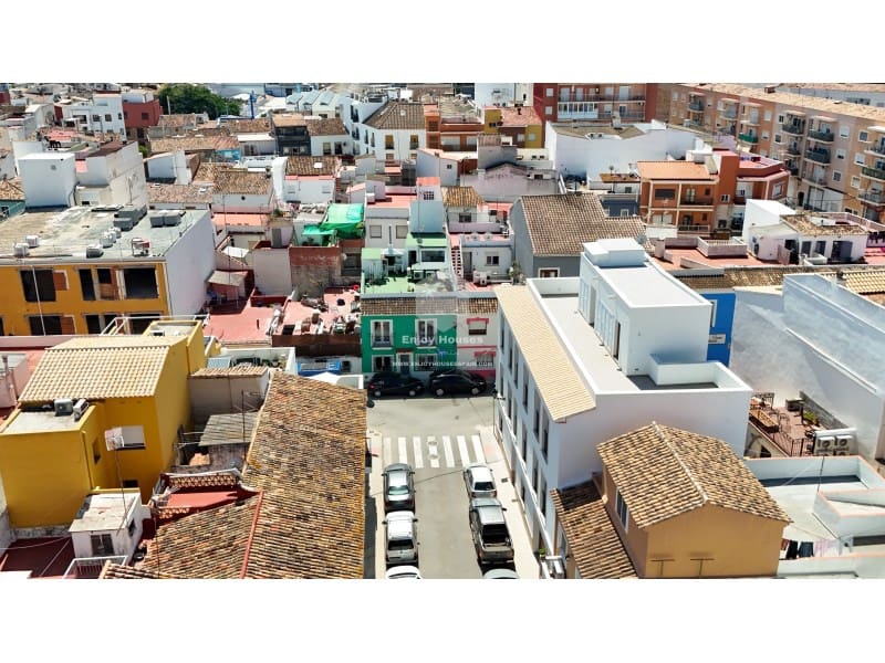 4 sypialnia Dom na sprzedaż w Denia - 520 000 € (Ref: 9004654)