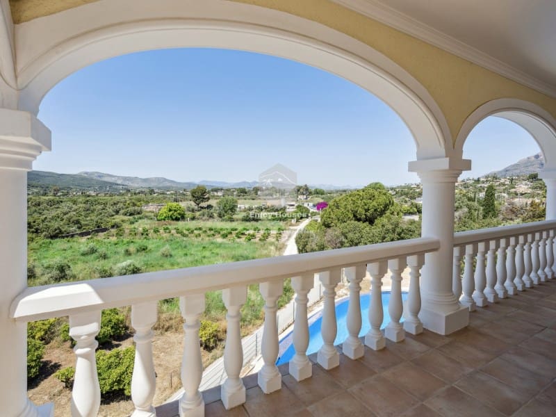 4 quarto Moradia para venda em Javea / Xabia com piscina garagem - 835 000 € (Ref: 9024119)