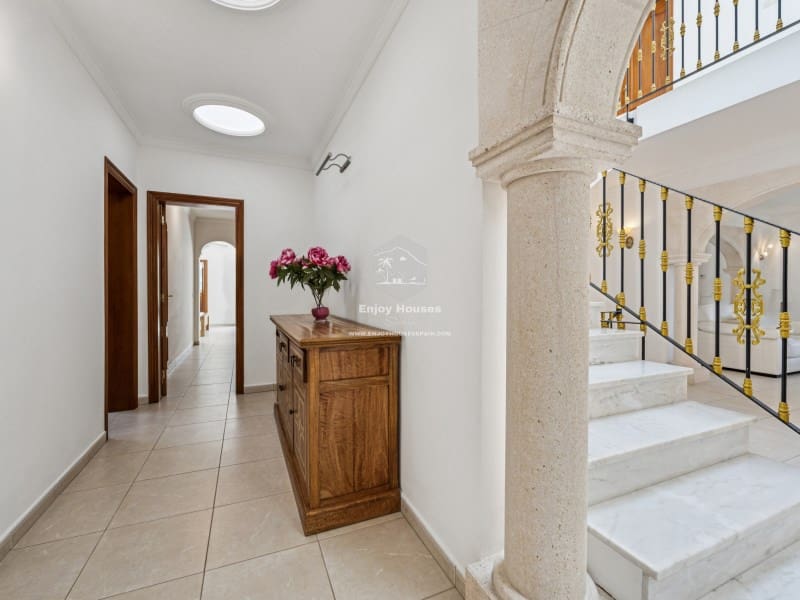 4 quarto Moradia para venda em Javea / Xabia com piscina garagem - 835 000 € (Ref: 9024119)