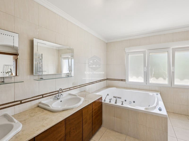 4 quarto Moradia para venda em Javea / Xabia com piscina garagem - 835 000 € (Ref: 9024119)