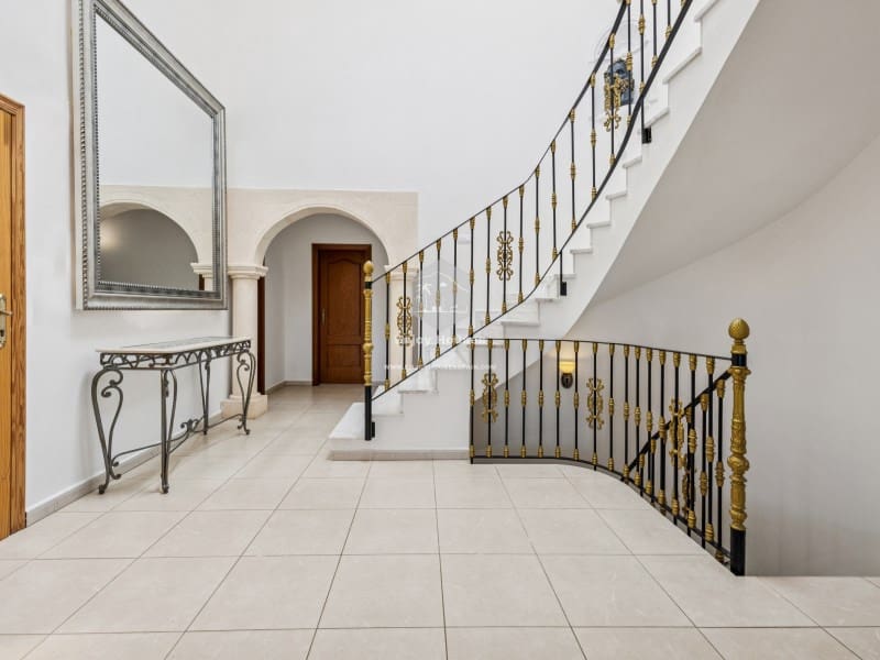 4 quarto Moradia para venda em Javea / Xabia com piscina garagem - 835 000 € (Ref: 9024119)