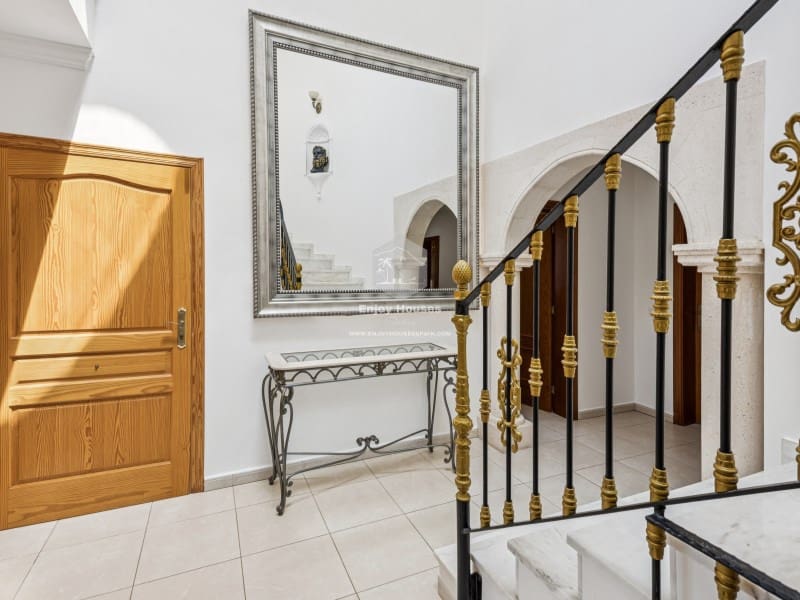 4 quarto Moradia para venda em Javea / Xabia com piscina garagem - 835 000 € (Ref: 9024119)