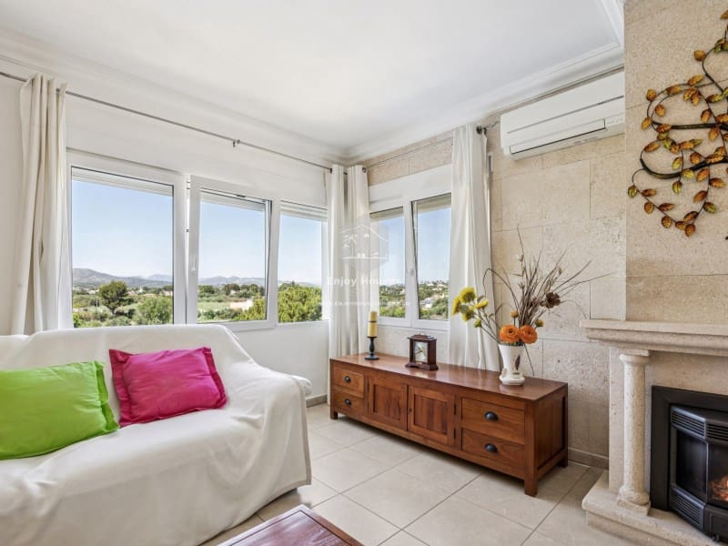 4 quarto Moradia para venda em Javea / Xabia com piscina garagem - 835 000 € (Ref: 9024119)