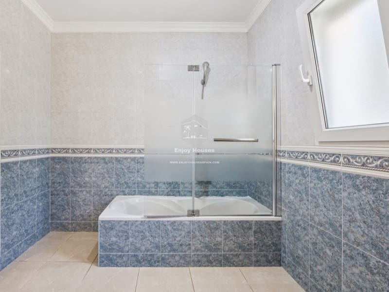 4 quarto Moradia para venda em Javea / Xabia com piscina garagem - 835 000 € (Ref: 9024119)