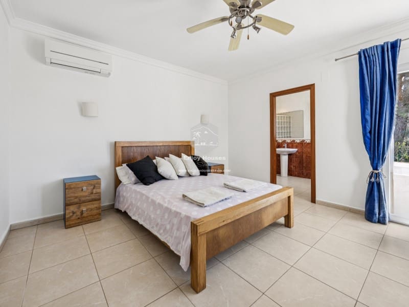 4 quarto Moradia para venda em Javea / Xabia com piscina garagem - 835 000 € (Ref: 9024119)