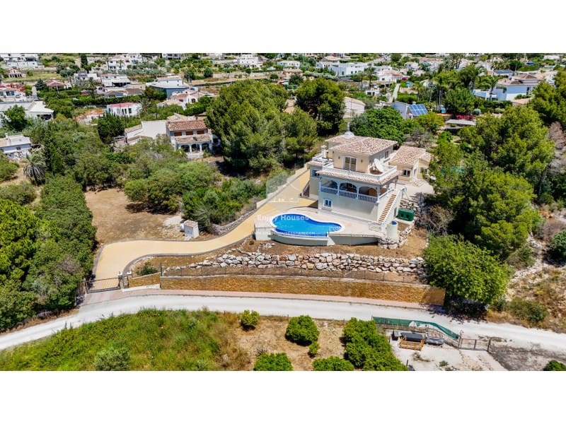 4 quarto Moradia para venda em Javea / Xabia com piscina garagem - 835 000 € (Ref: 9024119)