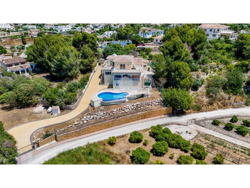 4 quarto Moradia para venda em Javea / Xabia com piscina garagem - 835 000 € (Ref: 9024119)