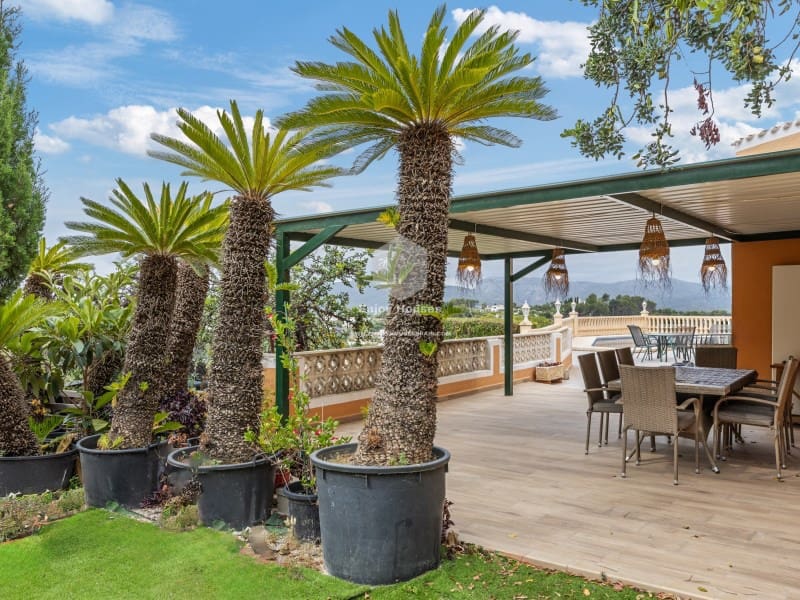 4 slaapkamer Villa te koop in Javea / Xabia met zwembad - € 750.000 (Ref: 9036059)