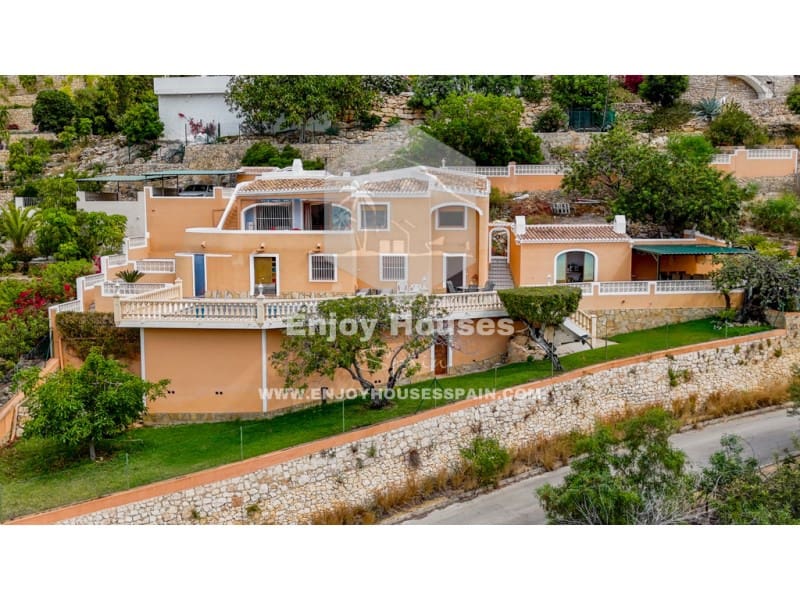 4 slaapkamer Villa te koop in Javea / Xabia met zwembad - € 750.000 (Ref: 9036059)