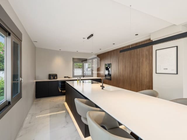 4 slaapkamer Villa te koop in Coloma  , La Nucia met zwembad - € 1.495.000 (Ref: 9041807)