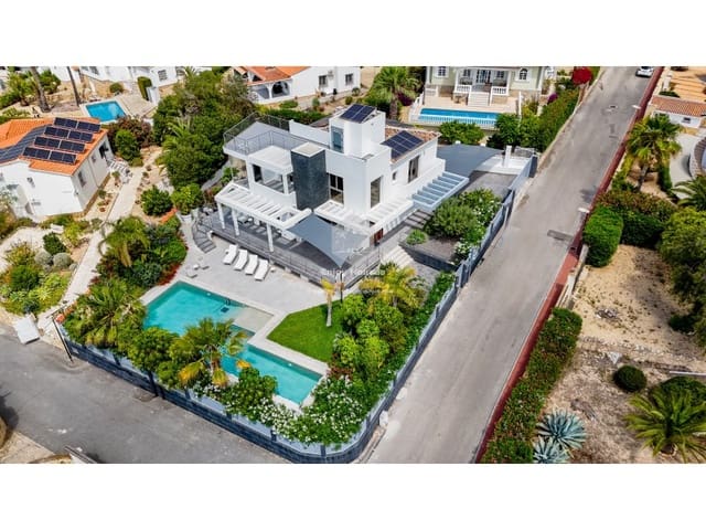 4 slaapkamer Villa te koop in Coloma  , La Nucia met zwembad - € 1.495.000 (Ref: 9041807)