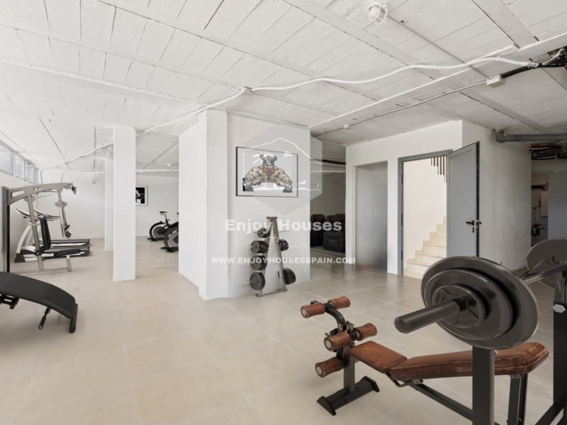 4 bedroom Villa for sale in La Nucia with pool - € 1,495,000 (Ref: 9041807)