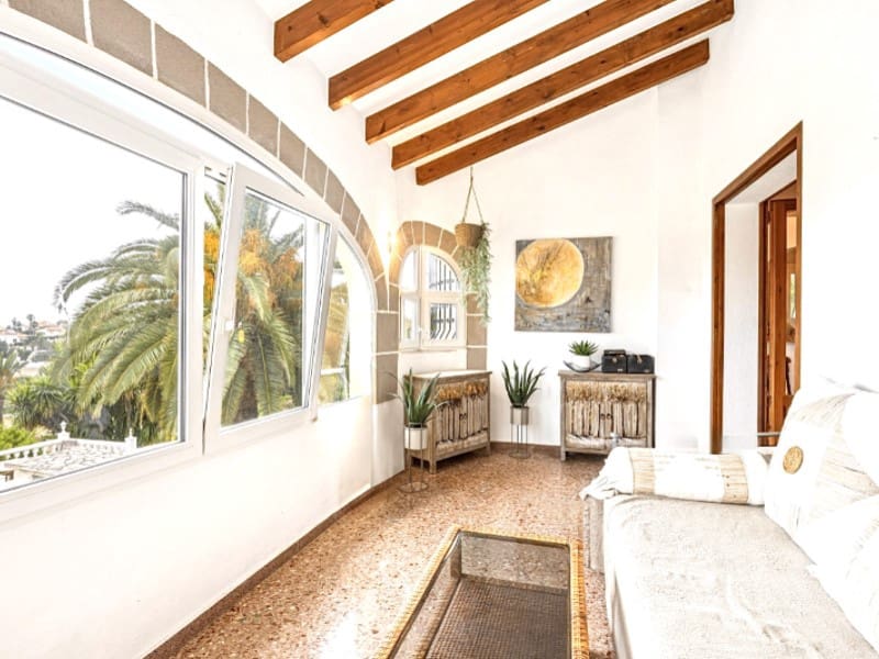 4 bedroom Villa for sale in Denia - € 565,000 (Ref: 9057162)