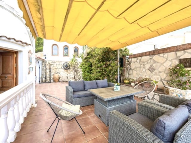 Chalet de 4 habitaciones en La Pedrera - Vessanes, Dénia en venta - 565.000 € (Ref: 9057162)