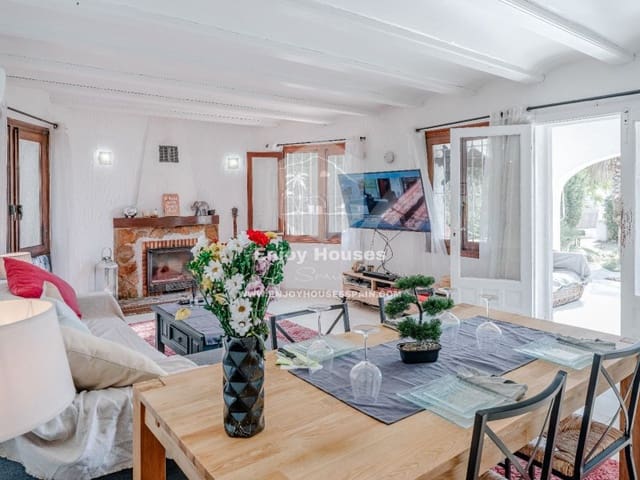 2 bedroom Villa for sale in Paichi, Teulada-Moraira - € 550,000 (Ref: 9073609)