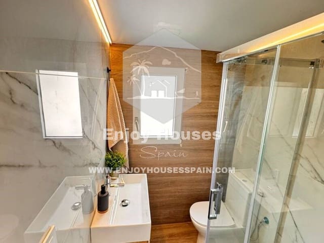 2 soveværelse Lejlighed til salg i Centro ciudad, Javea / Xàbia - € 295.000 (Ref: 9137026)