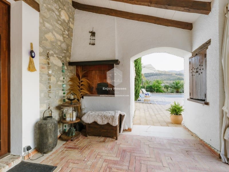 5 sovrum Villa till salu i Calpe / Calp - 850 000 € (Ref: 9142813)