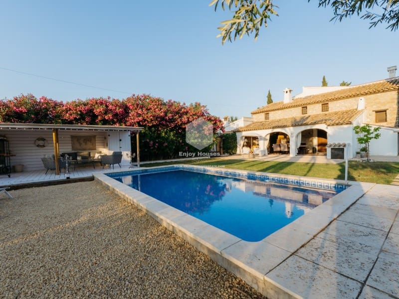 5 sovrum Villa till salu i Calpe / Calp - 850 000 € (Ref: 9142813)