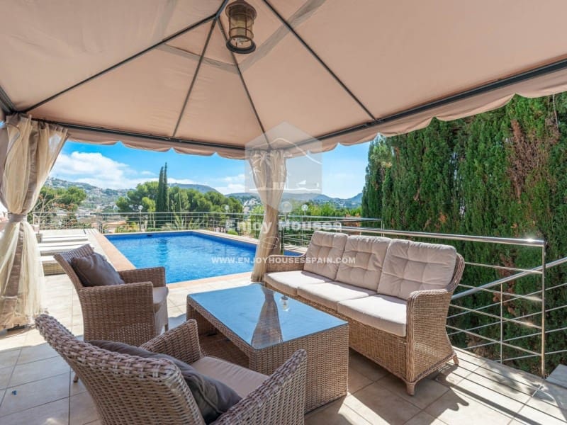 7 sypialnia Willa na sprzedaż w Moraira z basenem garażem - 995 000 € (Ref: 9143909)