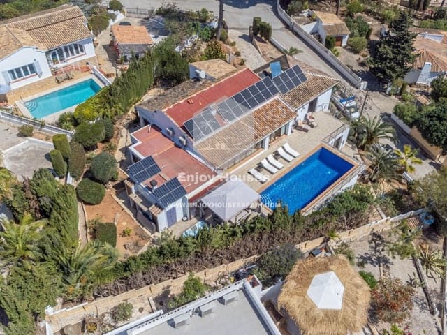 7 sypialnia Willa na sprzedaż w Benimeit - Tabaira, Teulada-Moraira z basenem garażem - 995 000 € (Ref: 9143909)