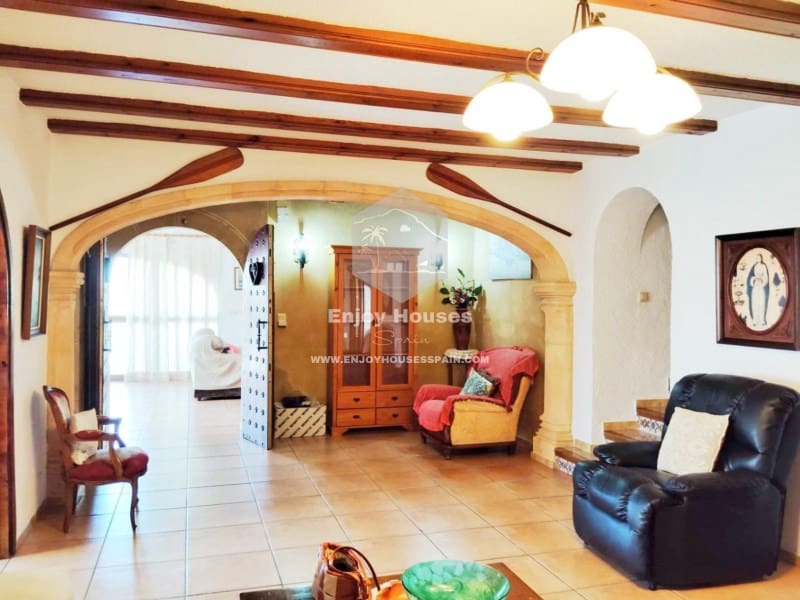 3 soverom Villa til salgs i Benissa med garasje - € 539 000 (Ref: 9185339)