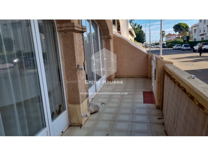 Apartamento de 3 habitaciones en Dénia en venta - 385.000 € (Ref: 9263880)