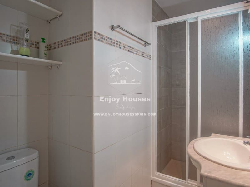 Apartamento de 3 habitaciones en Dénia en venta - 385.000 € (Ref: 9263880)