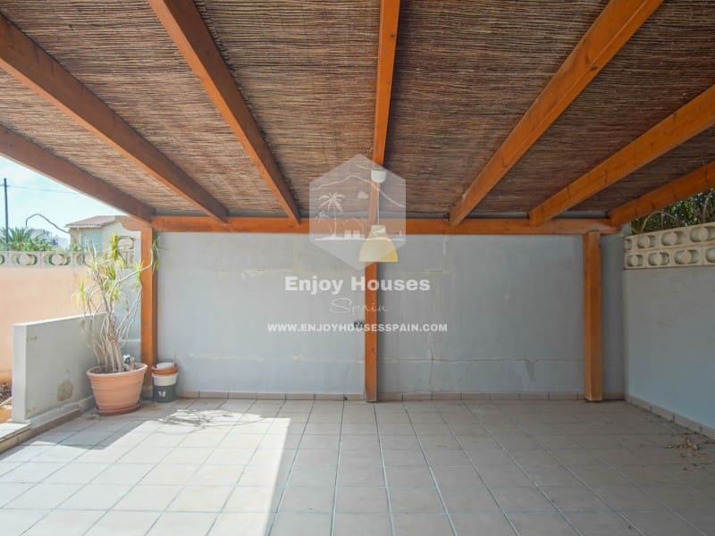 Apartamento de 3 habitaciones en Dénia en venta - 385.000 € (Ref: 9263880)