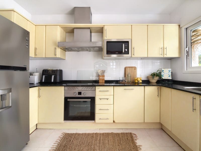 5 makuuhuone Huvila myytävänä paikassa Javea / Xabia mukana uima-altaan - 995 000 € (Ref: 9265652)