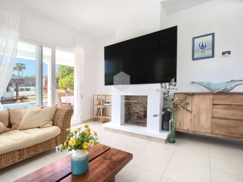 5 makuuhuone Huvila myytävänä paikassa Javea / Xabia mukana uima-altaan - 995 000 € (Ref: 9265652)