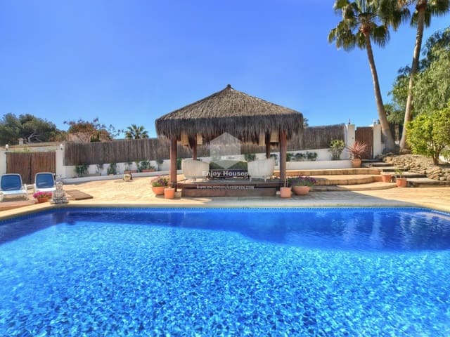 5 sovrum Villa till salu i Partides comunes - Adsubia, Javea / Xàbia med pool - 870 000 € (Ref: 9265652)