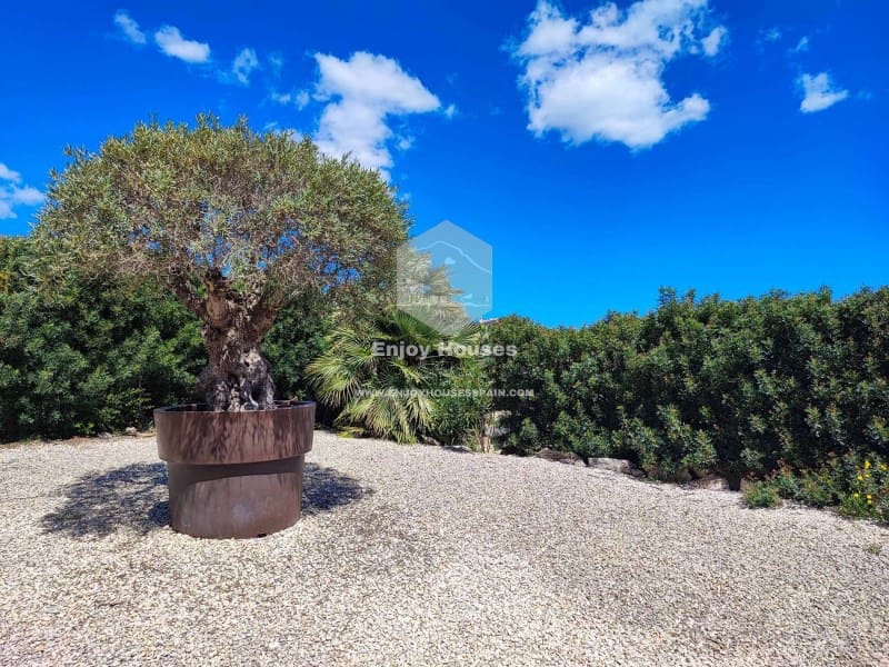 3 bedroom Villa for sale in Cumbre del Sol - € 450,000 (Ref: 9272558)