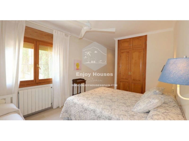 5 soveværelse Villa til salg i Denia - € 685.000 (Ref: 9288119)