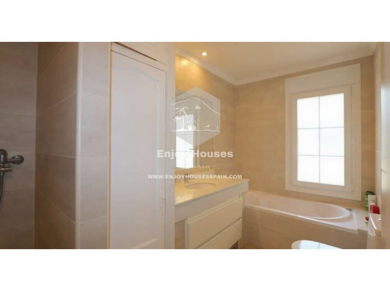 5 soveværelse Villa til salg i Denia - € 685.000 (Ref: 9288119)