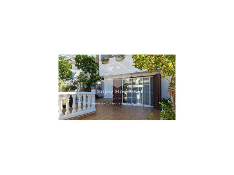 5 sovrum Villa till salu i Denia med pool - 440 000 € (Ref: 9291268)