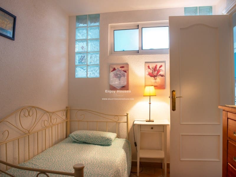 5 sovrum Villa till salu i Denia med pool - 440 000 € (Ref: 9291268)