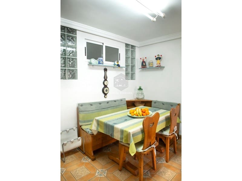 5 sovrum Villa till salu i Denia med pool - 440 000 € (Ref: 9291268)