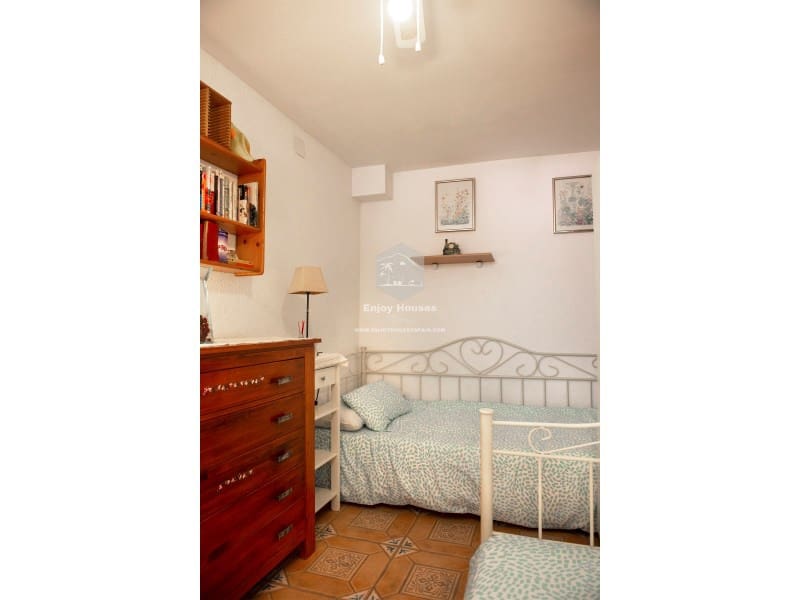 5 sovrum Villa till salu i Denia med pool - 440 000 € (Ref: 9291268)