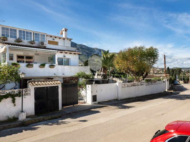 5 sovrum Villa till salu i Denia med pool - 440 000 € (Ref: 9291268)