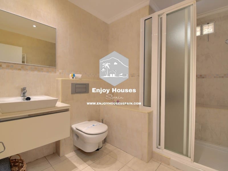 4 bedroom Villa for sale in Javea / Xabia - € 1,295,000 (Ref: 9301015)